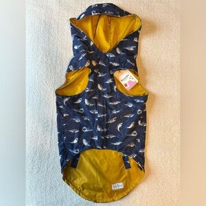 Lucy & Co Reversible Dog Rain Jacket, Shark Attack Pattern. Size XL. New w Tags